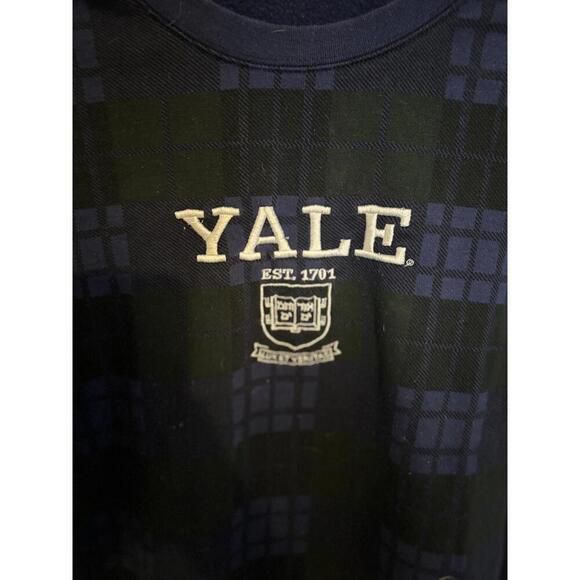 DISCOUNT SHIPPING Vintage Style Yale University Logo Sweatshirt - Plaid SMALL - Picture 2 of 4